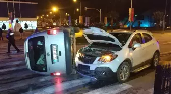 Samsun'da Kavşakta Trafik Kazası: 2 Yaralı