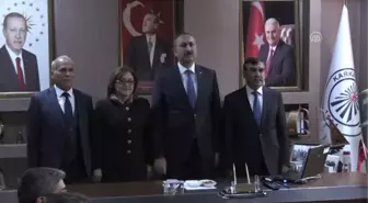 Adalet Bakanı Gül: 'Terör Koridoruna Asla Müsaade Etmeyeceğiz'