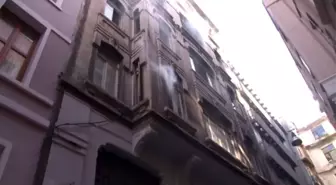 İstanbul'da Yangın Faciası: 3 Ölü, 2 Yaralı
