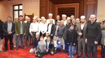 İstanbul Müftüsü: Gençlerimizi Cami, Mabet ile Buluşturmak Önemli