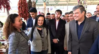 AK Parti Adayı Akdoğan'dan CHP Adayı Günel'e Eleştri