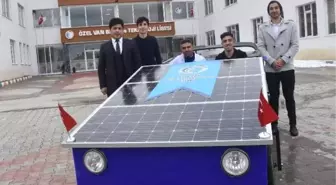 Vanlı Öğrenciler, Güneş Enerjisiyle Çalışan Çift Kişilik Araç Üretti