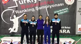 Badmintonda Osmangazi Damgası