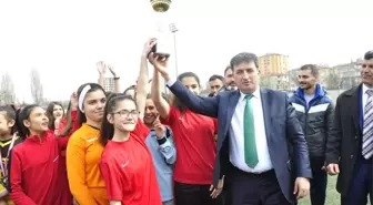 Okullar Arası Yıldızlar Futbol Şöleni Tamamlandı