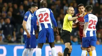 Cüneyt Çakır'a Porto - Roma Maçında Tepki Yağdı