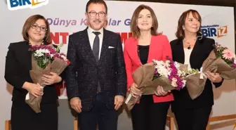 Eyüpsultanlı Kadınlar Şükriye Tutkun Konserinde Doyasıya Eğlendi