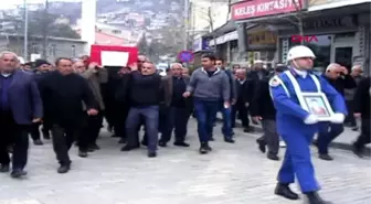 Kahramanmaraş Kalp Krizinden Ölen Gazi Toprağa Verildi