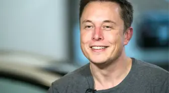 Elon Musk, Rus Roket Mühendisliğini Öve Öve Bitiremedi