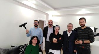 Erkekler Mutfağa Girdi, Kadınlar Araba Tekeri Değiştirdi