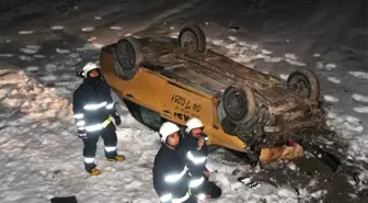 Muradiye'de Trafik Kazası: 2 Yaralı