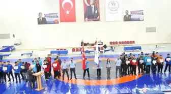Yıldızlar Güreş Grup Müsabakaları Tamamlandı