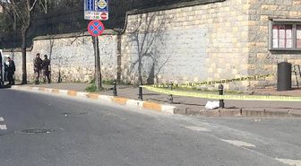 İngiltere Konsolosluğu Önündeki Şüpheli Paketten Lokum Çıktı (1)