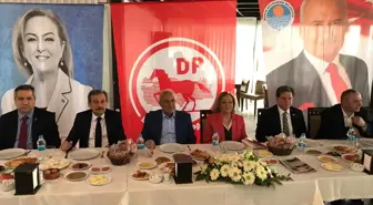 Demokrat Parti Adayı Yılmaz, Gazetecilerle Buluştu