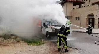 Denizli'de Lpg Tüpü Yüklü Kamyonet Yandı