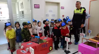 Erenler'de Miniklere Uygulamalı Trafik Eğitimi