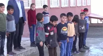 Şırnak Şırnaklı Çocuklar, Türkiye'nin 7 Bölgesindeki Çocuklarla İstiklal Marşı'nı Okudu