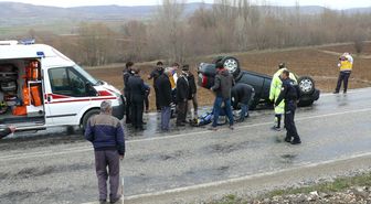 Tokat'ta Otomobil Devrildi: 4 Yaralı