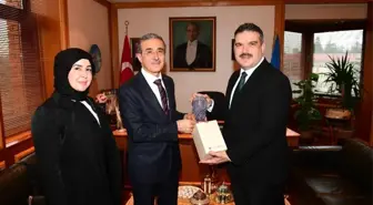 Savunma Sanayii Başkanı Prof. Dr. Demir, Rektör Prof. Dr. Çomaklı'yı Ziyaret Etti