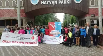 Çocuklar Tarsus Hayvan Parkı'nı Gezdi