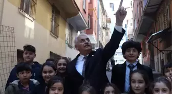 Yıldırım'dan Büyüdüğü Sokağa Ziyaret