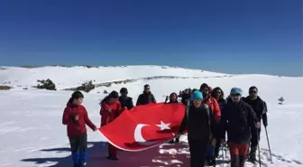 18 Mart ve Şehitler Anısına Kazdağları'na 500 Dağcı Tırmanış Yaptı