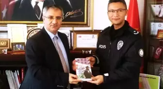 Emniyet Amirinin Doktora Tezi Kitap Oldu