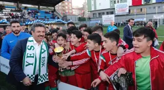 Miniklerin Şampiyonu İkitellispor Oldu