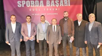 Trabzon'da Başarılı Sporcu ve Spor Kulüplerine 234 Bin TL Ödül Verildi