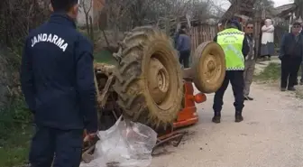 Devrilen Traktörün Altında Can Verdi