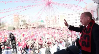 Erdoğan'dan 'Bizimkisi Bir Aşk Hikayesi' Şarkısı