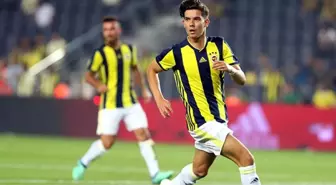 Fenerbahçe'nin Genç Oyuncusu Ferdi Kadıoğlu: Takımın Aldığı Sonuçlardan Dolayı Oynayamıyorum