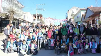 Ferizli'de Kahvehanelerde Kitap Okundu