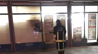 Van'da Bir Markete Molotoflu ve Ses Bombalı Saldırı