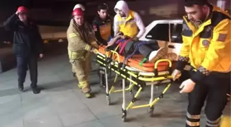 Kadıköy'de Trafik Kazası: 2 Yaralı