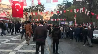 Saadet Partisi Seçim Bürosu Önünde Rastgele Ateş Açıldı: 1 Yaralı