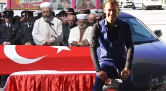 En Büyük Hayali, Uzman Onbaşının Sonu Oldu