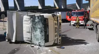 Pendik'te Trafik Kazası: 2 Yaralı