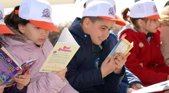 Yalovalı Öğrenciler Okuyarak Mesaj Verdiler