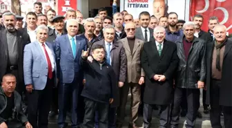 Eski Vekil Akdoğan'dan Cumhur İttifakı Adayı Arıkan'a Destek