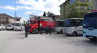 Babasının Eve Kilitlediği İddia Edilen Bahar, İtfaiye Merdiveni ile Kurtarıldı