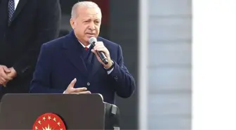 Erdoğan'dan Arapça Tabelalara Tepki Gösteren İYİ Partili Adaya Sert Sözler: Ahlaksıza Bak, Terbiyesize Bak