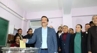 AK Parti Diyarbakır Büyükşehir Belediye Başkan Adayı Atilla Oyunu Kullandı