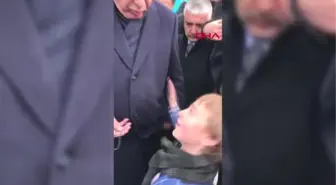 Erzurum Erdoğan'ın Tespihini Hediye Ettiği Minik Atabey'in Babası Kazada Öldü-Arşiv