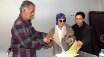 Yeşilçam'ın Efsane İsimleri Gülşen Bubikoğlu ve Fatma Girik Seçimini Yaptı