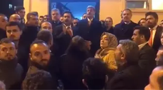 AK Parti Esenyurt İlçe Teşkilatı Başkanı Yasir Çelik ile AK Partililer Arasında Tartışma Çıktı