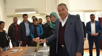 Chp, AK Parti ve MHP'li Belediyeleri Kazandı