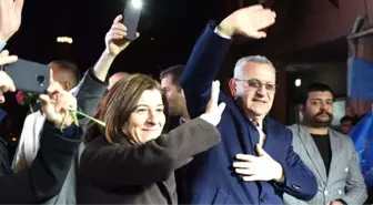 Keşan'da AK Parti ve CHP Aynı Zamanda Zafer Yürüyüşü Yaptı, Kazananı 12 Oy Belirledi