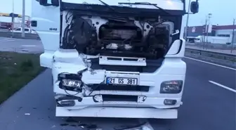 Aksaray'da Trafik Kazası: 2 Yaralı