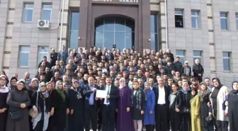 Hasan Hakanoğlu Mazbatasını Aldı