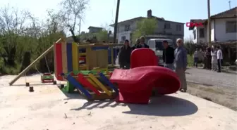 Zonguldak Seçimi Kaybeden Muhtarın Çocuk Parkını Sökmesine Tepki-1